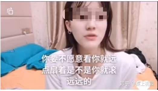 漫展吃瓜一男一女视频大全,男女互动吃瓜瞬间，精彩视频大盘点